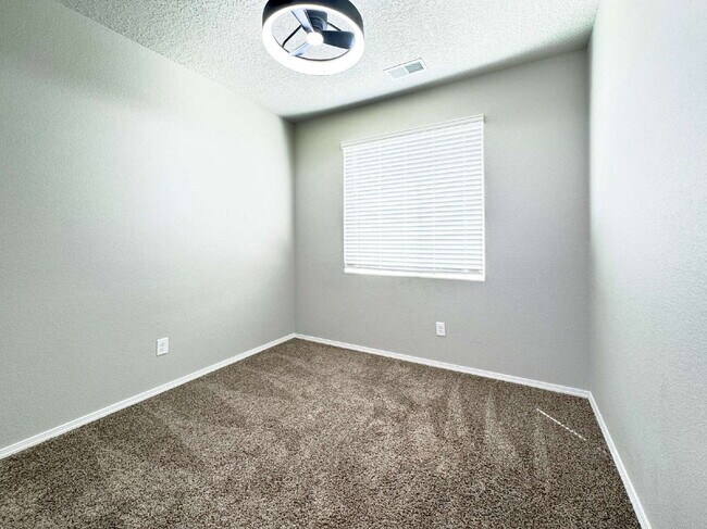 Building Photo - Only 4 years new!