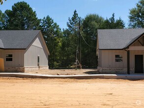 Building Photo - 4073 County Rd 152 W