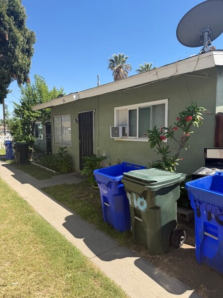 Building Photo - 108 N Date Ave