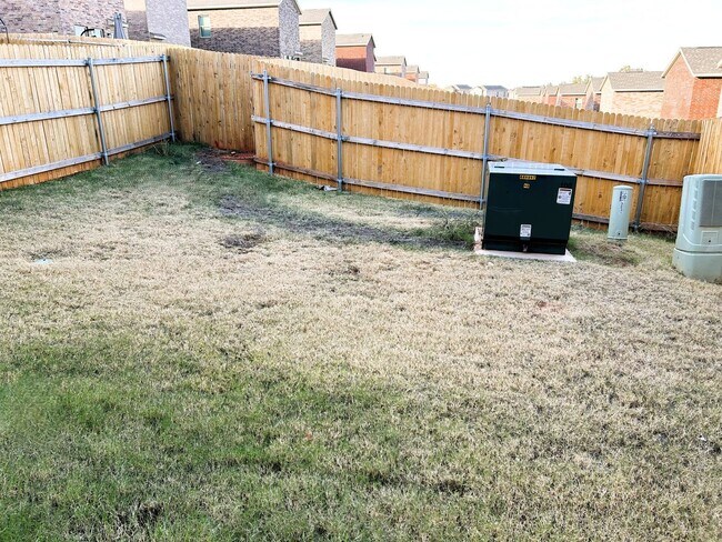 Building Photo - 3231 NW 147th Ter