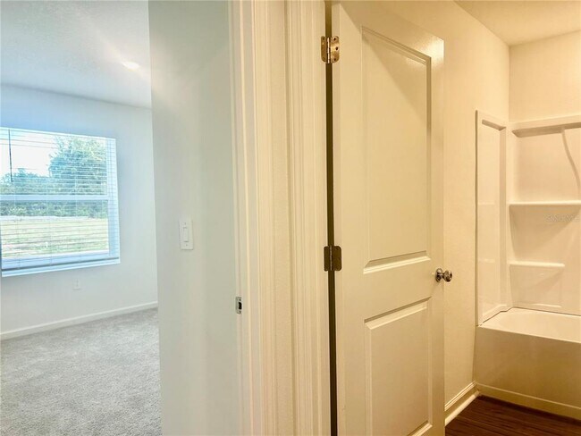 Building Photo - 8432 SW 41st Cir