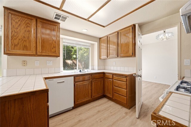 Building Photo - 20926 Brookline Dr