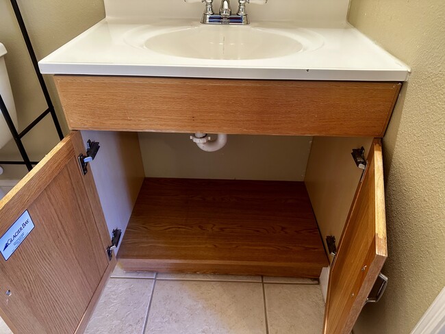 Under Sink Storage in Full Bathroom - 510 Eaton St