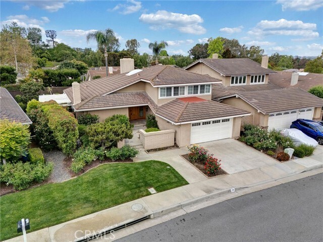 Building Photo - 16 Sycamore Creek