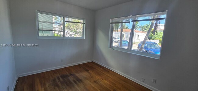 Building Photo - 615 82nd St