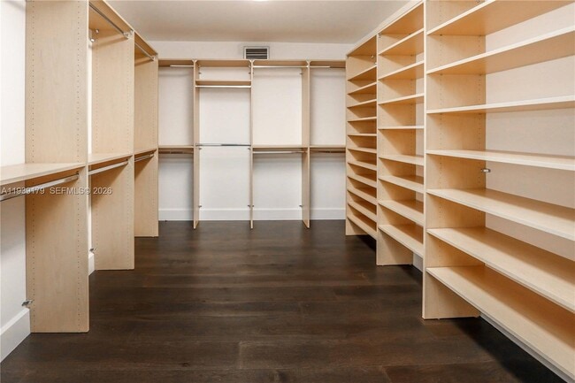 Building Photo - 1108 Washington St