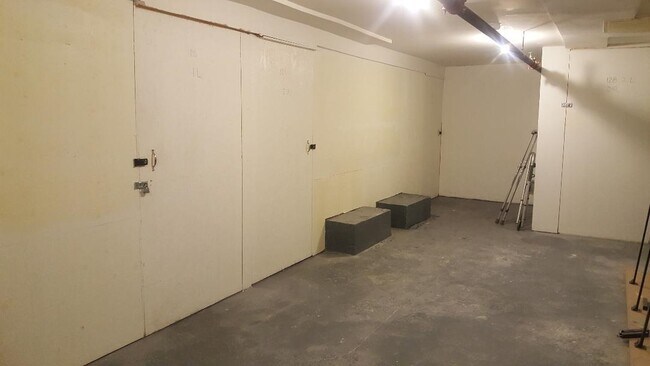 Building Photo - 128 Prospect Ave