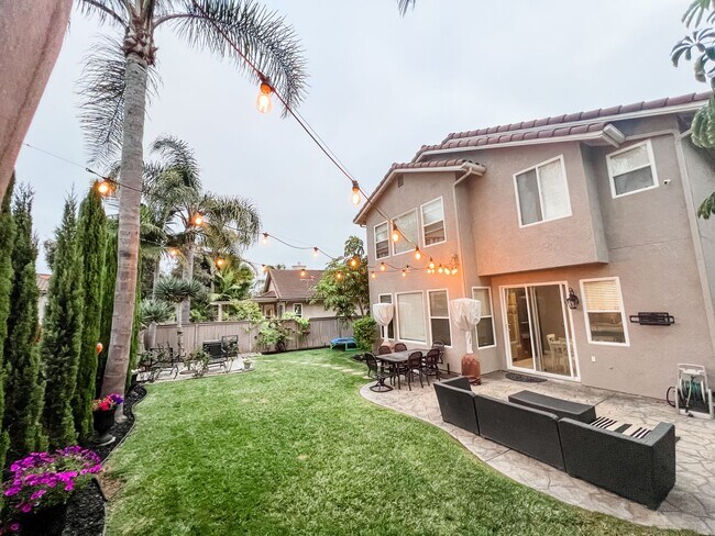 Building Photo - Charming 4 Bedroom/3 Bath Single Family Home on a Cul-de-sac with backyard