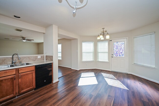 Building Photo - 9403 Coatsworth Dr