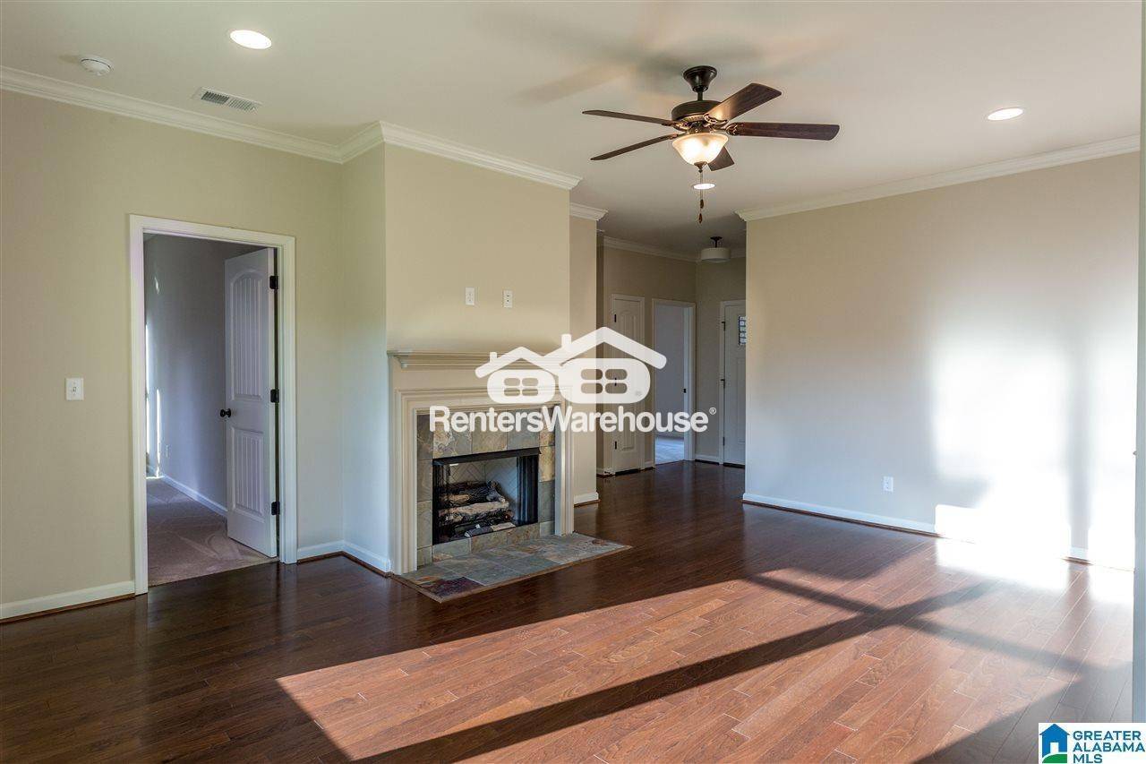 Building Photo - 5881 Cheshire Cove Trail