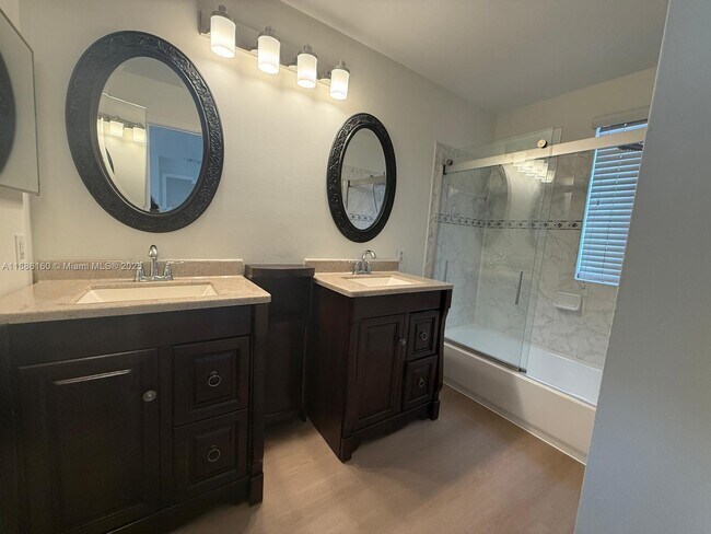 Building Photo - 4249 Magnolia Ridge Dr