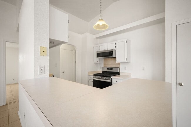 Building Photo - BEAUTIFUL EASTSIDE EL PASO HOME