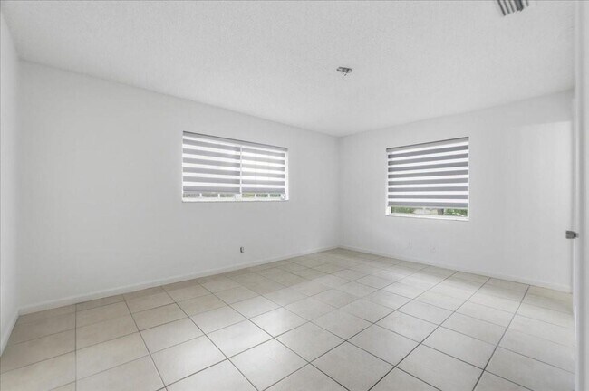 Building Photo - 10151 NW 35th St