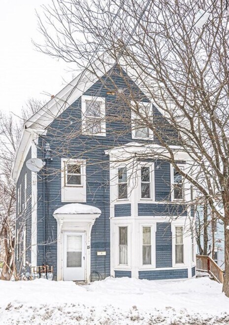Building Photo - 15 Observatory Ave