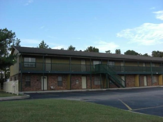 Primary Photo - The Cove Apartments