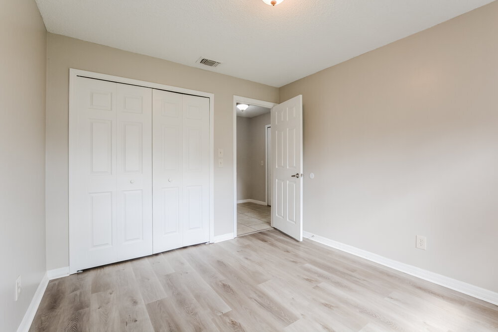 Building Photo - 1006 Burnett St