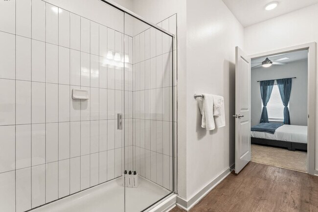 Building Photo - 14532 Star Water Rd