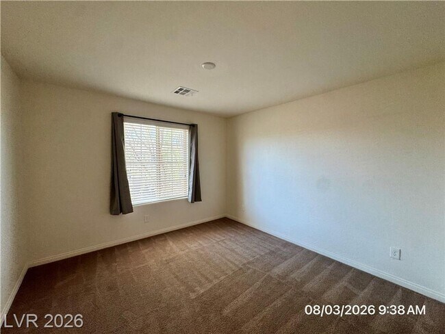 Building Photo - Beautiful 4BR Home with Huge Loft, Gourmet Kitchen & Covered Patio