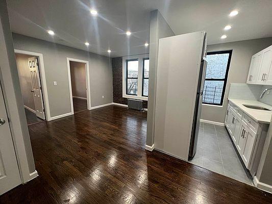 Building Photo - 2 bedroom in BRONX NY 10453