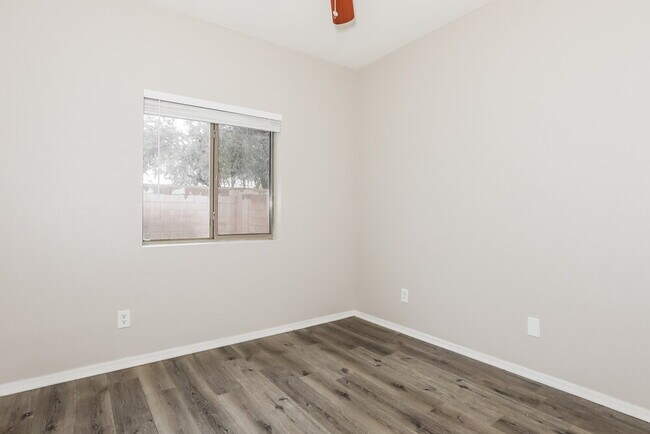 Building Photo - 6312 S Nash Way