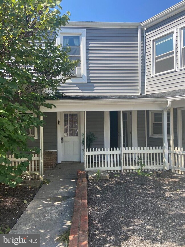 Building Photo - 202 N Samuel St