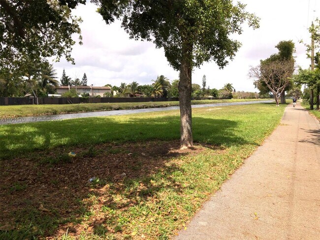 Building Photo - 11274 SW 64th Ln