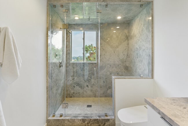 Building Photo - 2235 Gloaming Way