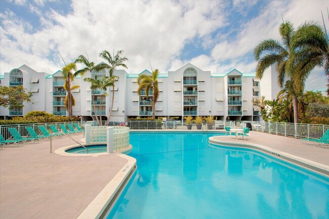 Building Photo - Spacious 2BR/2BA in Salt Ponds Condo – Unf...