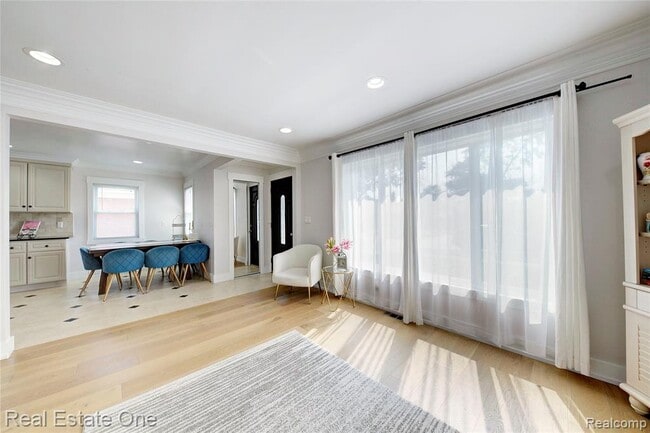 Building Photo - 8126 Dale St