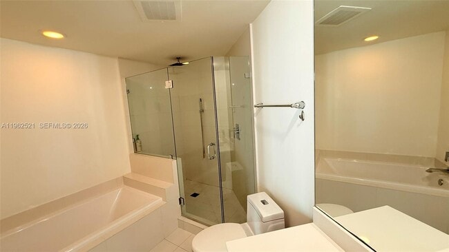 Building Photo - 1100 S Miami Ave