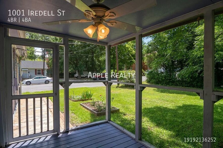 Building Photo - 1001 Iredell St