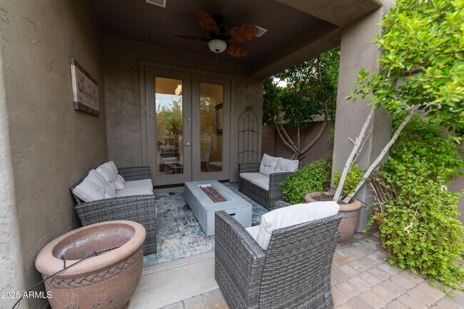 Building Photo - 7625 E Sands Dr