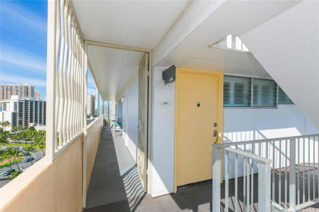 Building Photo - 419 Keoniana St