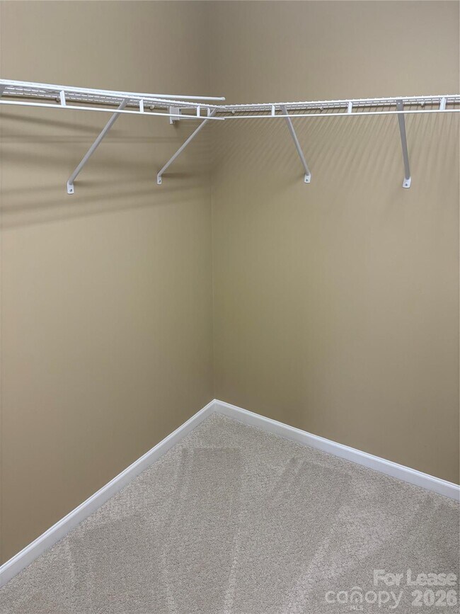 Building Photo - 5220 Chapel Chase Lane