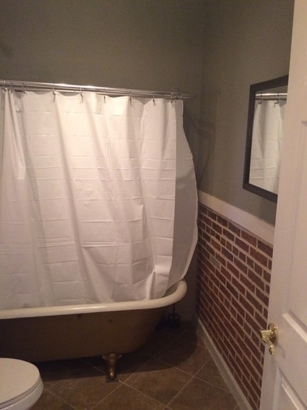 Bathroom - 1340 S Hanover St