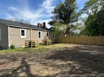 Building Photo - 211 Gertrude St