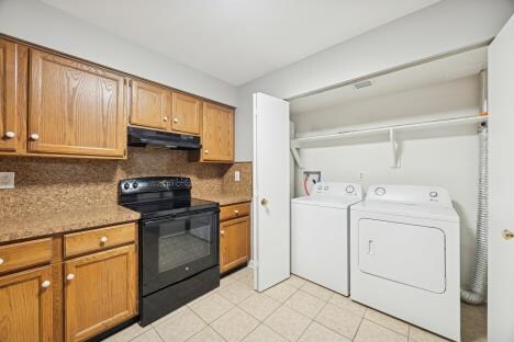 Building Photo - 102 Dudley Ave