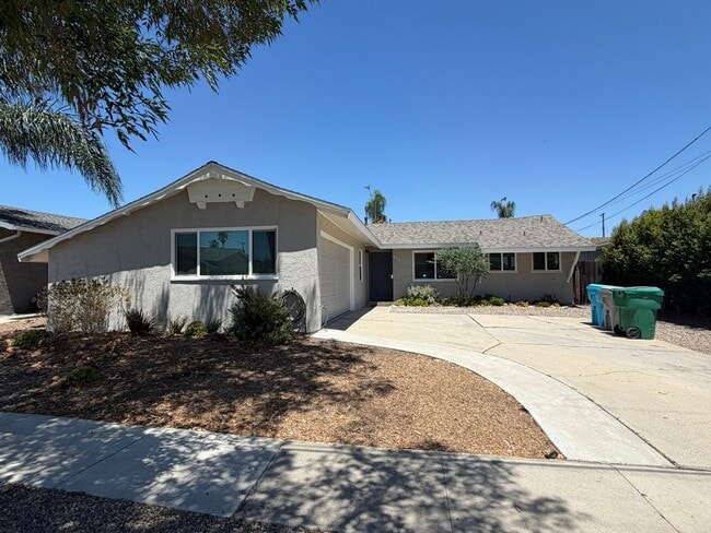 Building Photo - Charming 3 Bedroom Home with Beautiful Backyard in San Carlos