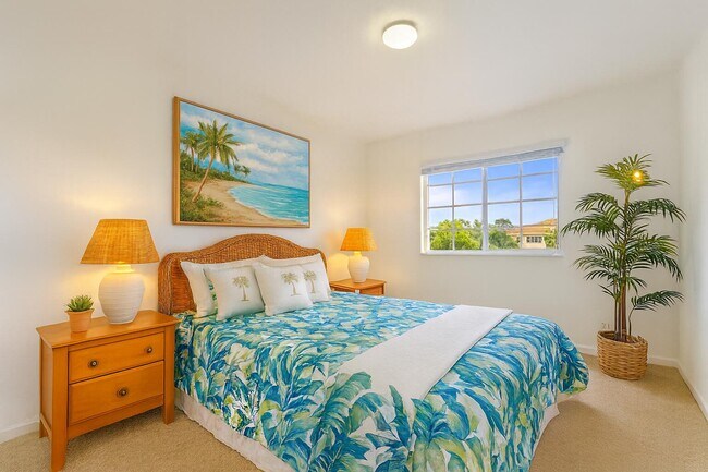 Building Photo - 6120 SE Portofino Cir