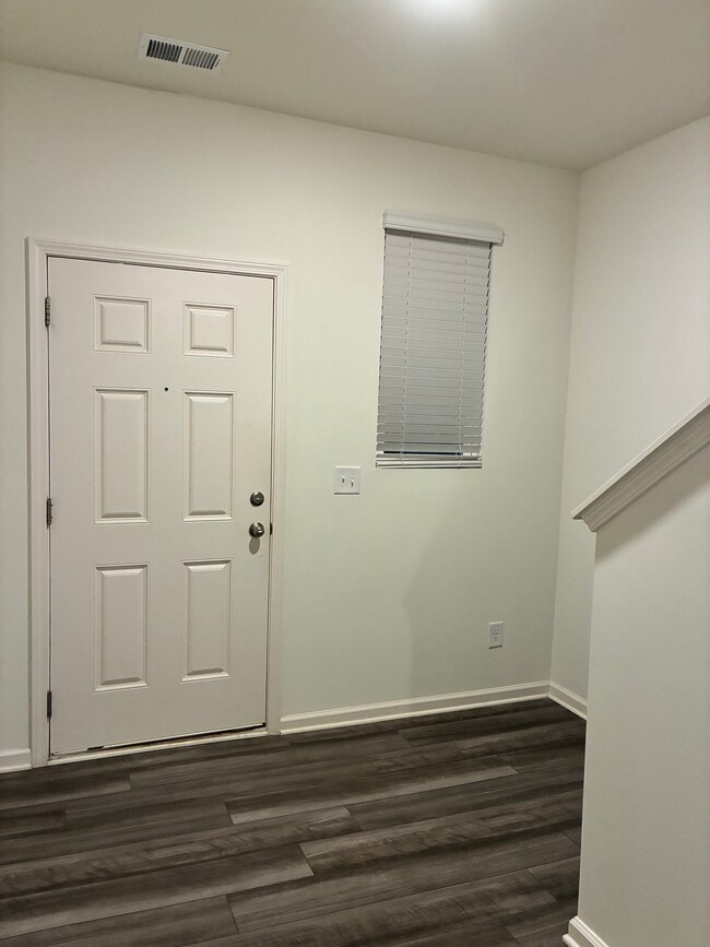 Building Photo - Cartersville Townhomes