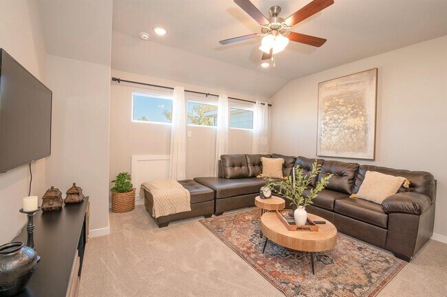 Building Photo - 2234 Rocoso Trl