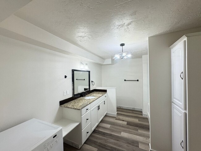 Building Photo - 1026 N 1100 W