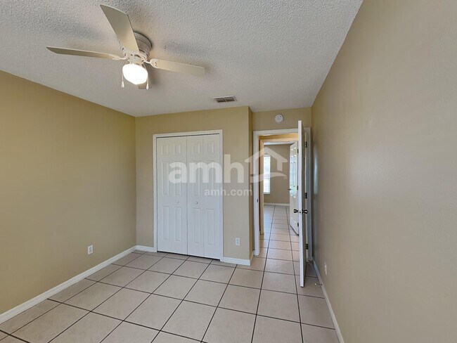 Building Photo - 12301 Woodglen Cir