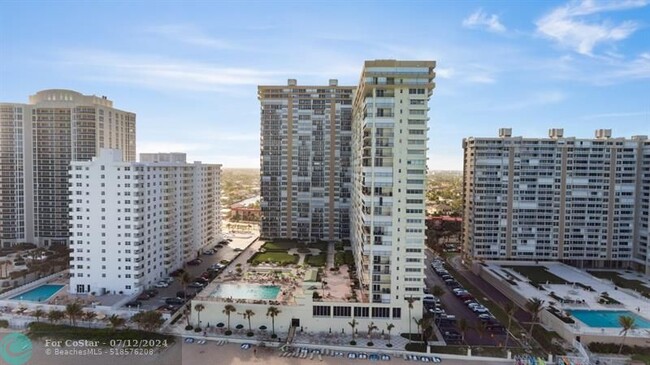 Building Photo - 4280 Galt Ocean Dr