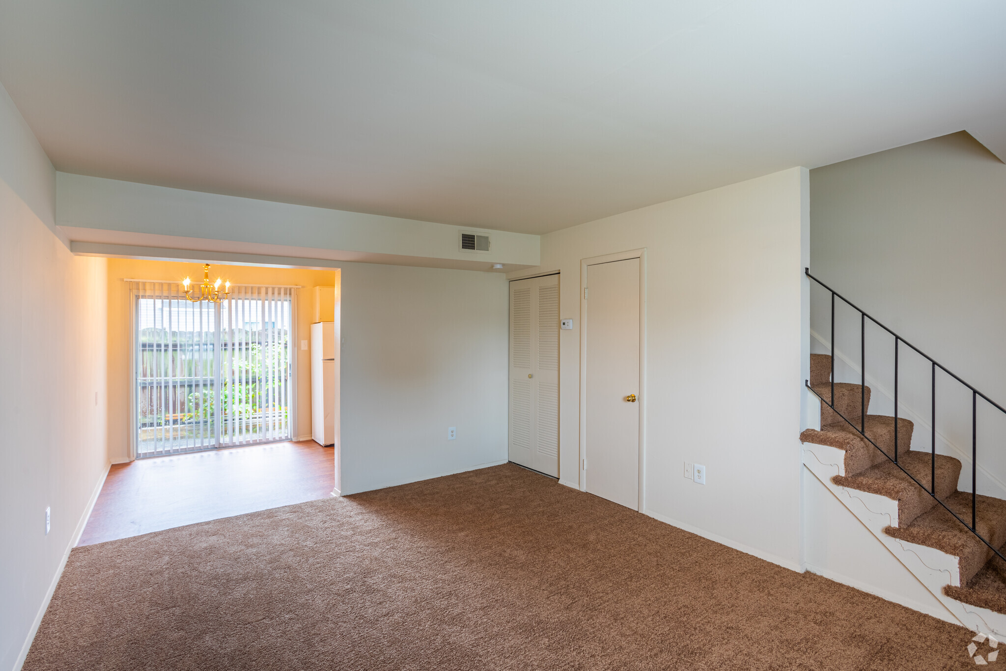 2BR, 1BA - Gerwyn Manor