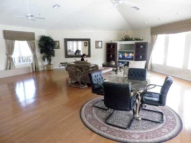 Building Photo - 16329 Enclave Village Dr