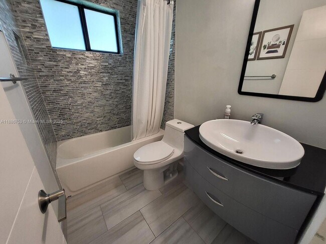 Building Photo - 8575 SW 125th St