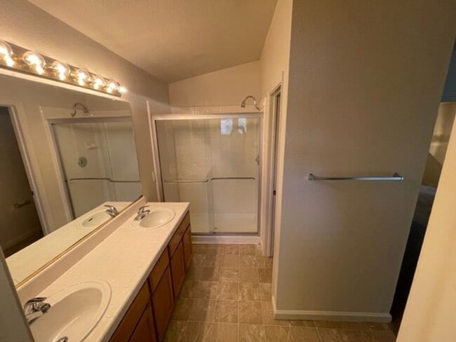 Building Photo - Rocklin home near Breen Park