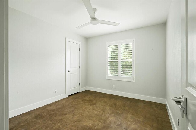Building Photo - 2513 Broken Oak Dr