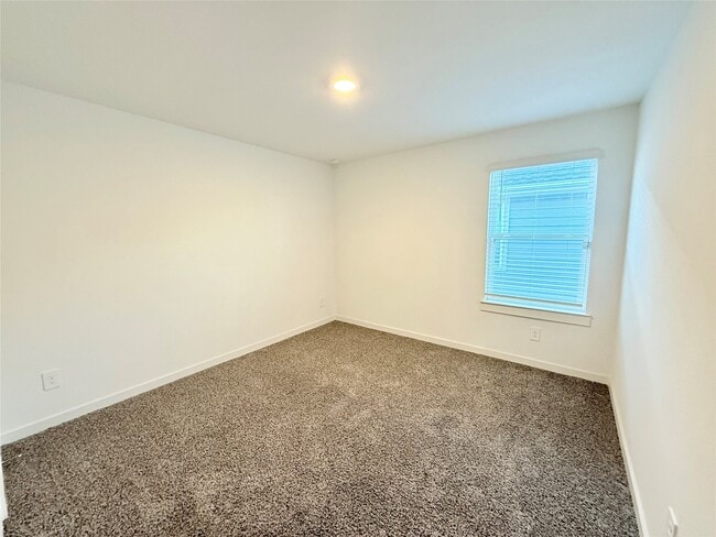 Building Photo - 31611 Farlam Farms Trl